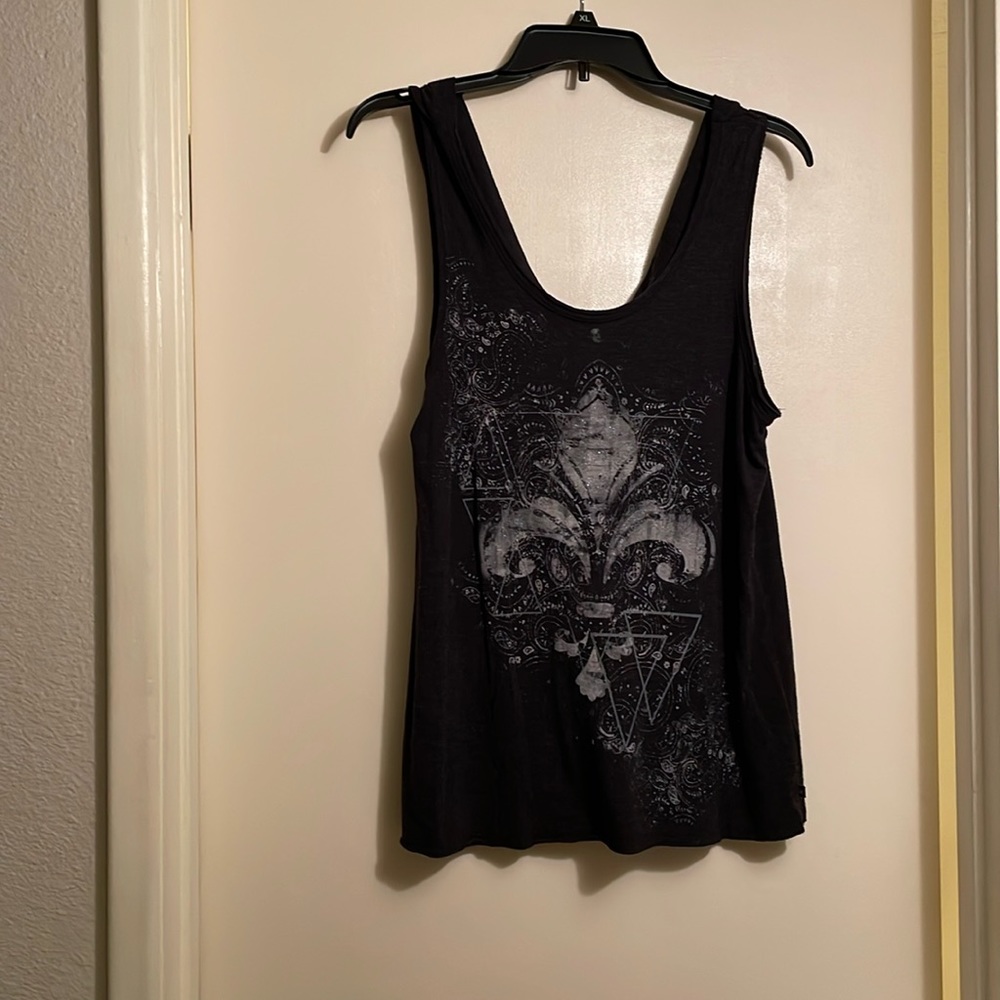 Rock & Republic Black Fleur de lis top